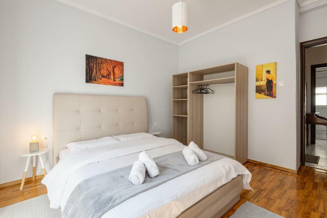 Upscale And Spacious 3Br Home テッサロニキ エクステリア 写真